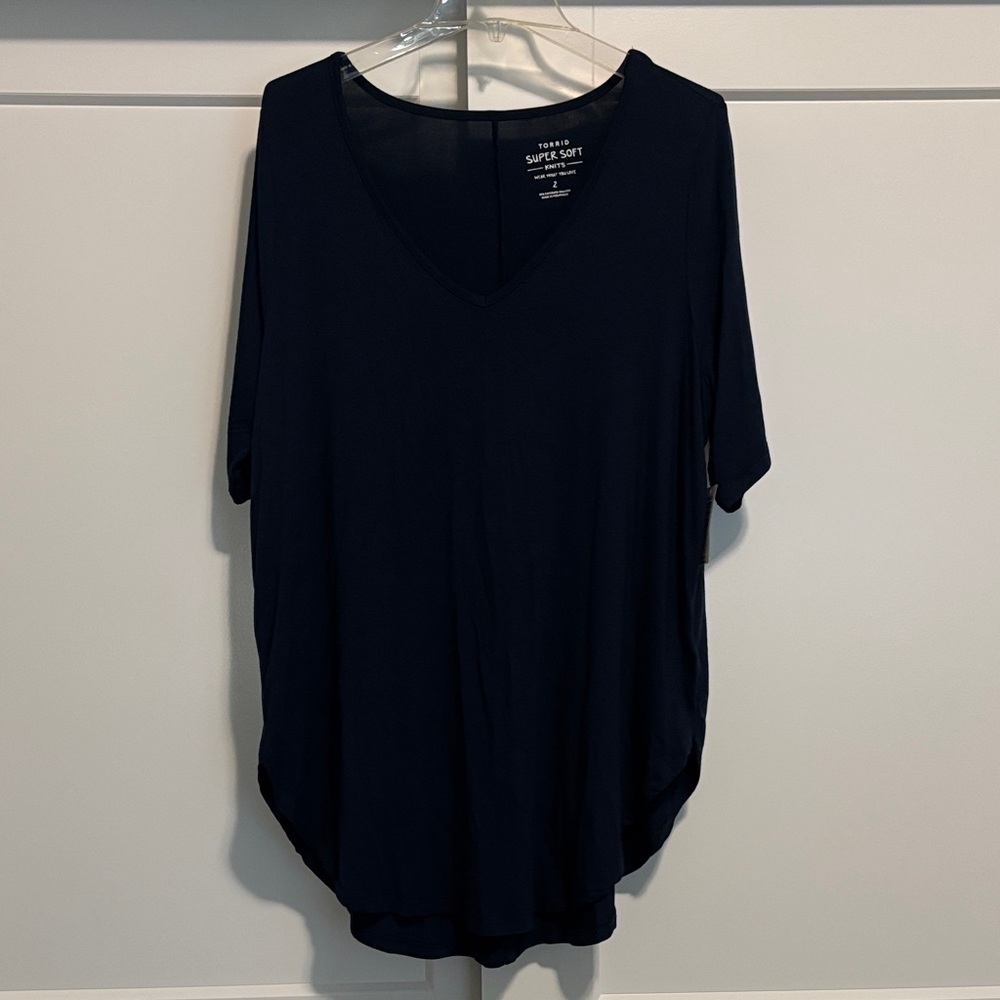 Torrid vivid blue super soft tunic V-Neck Tee nwt